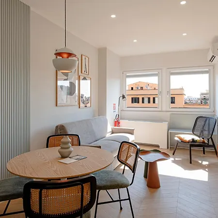 Sangio - Lovely Home In Rome Apartment *